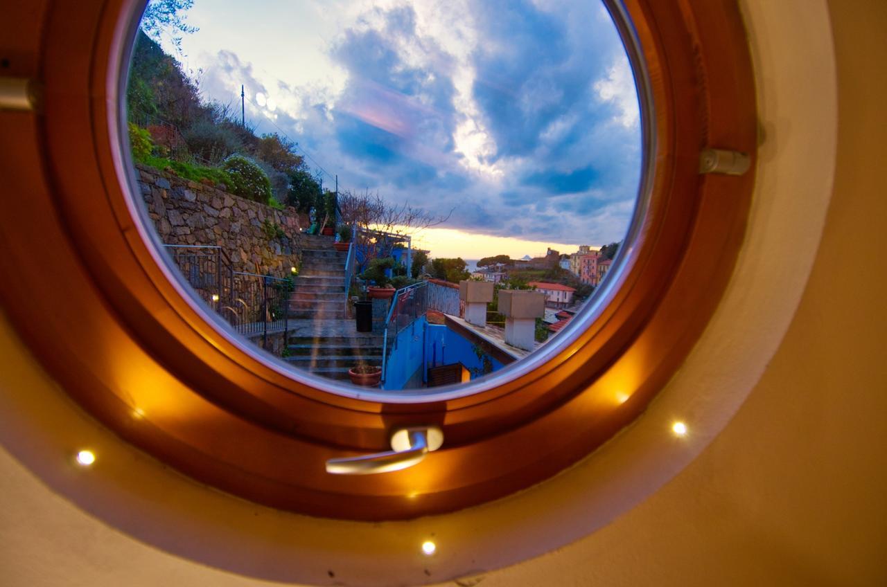 Cinqueterre Residence Riomaggiore Bagian luar foto